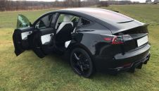 Tesla 3 do ślubu elektryk Long Range, AWD Premium . Kolor czarny z białą skórą . POLECAM