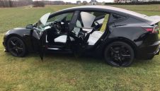 Tesla 3 do ślubu elektryk Long Range, AWD Premium . Kolor czarny z białą skórą